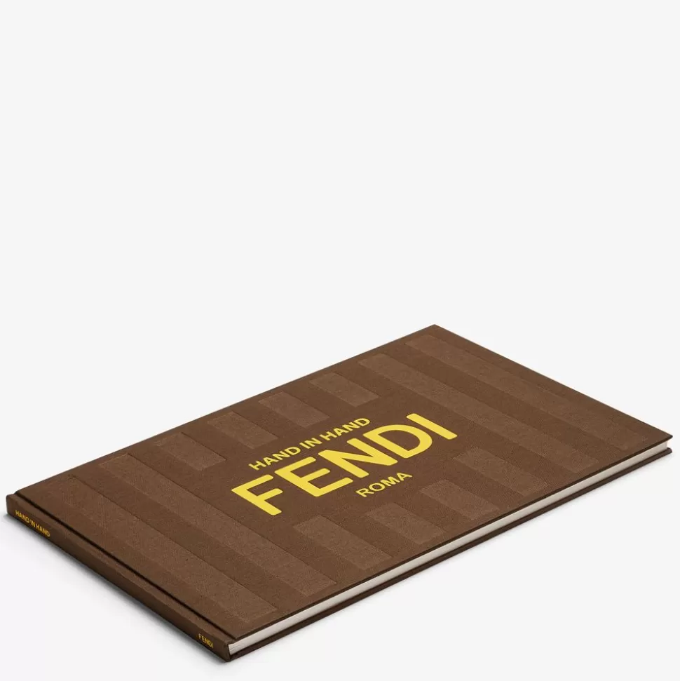 Livre Baguette « Hand In Hand » | Fendi Online